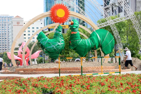 Đường hoa Nguyễn Huệ đã hoàn thành 90%